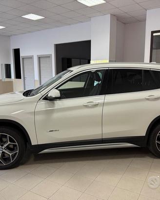 BMW X1 X-DRIVE 18D