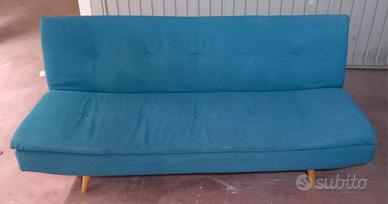 divano letto in tessuto di colore azzurro  180x110