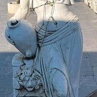 Statue/fontane da giardino