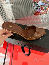 Scarpe con tacco a spillo