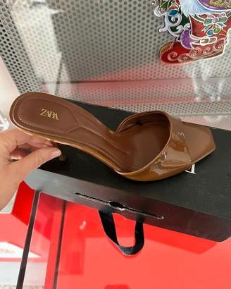 Scarpe con tacco a spillo