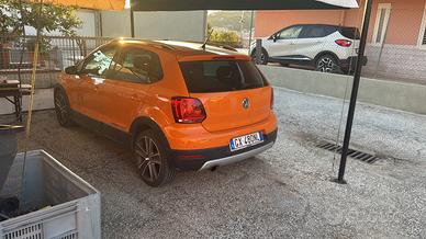 Volkeagen polo cross