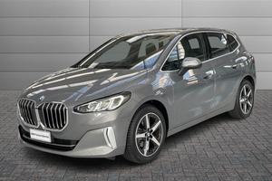 BMW 220i Active Tourer mhev 48V Luxury auto