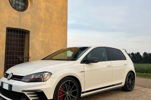 Volkswagen Golf GTI Clubsport DSG – 265 CV