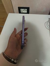 Iphone 12 viola