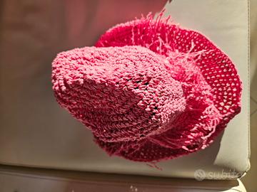 cappello fuxia