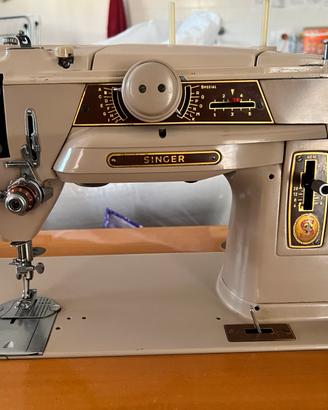 Macchina per cucire Singer anni 60