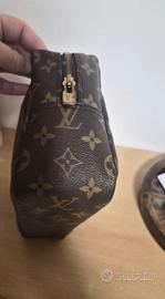 pochette trousse Luis Vuitton 