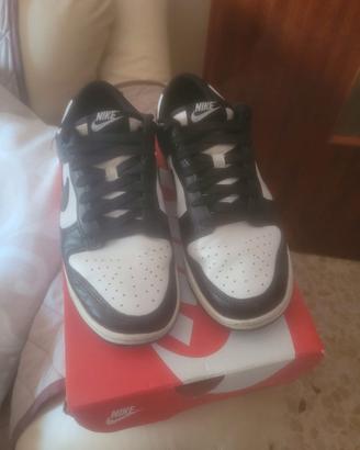 Nike Dunk Low Panda (Bianche e Nere) con scatola