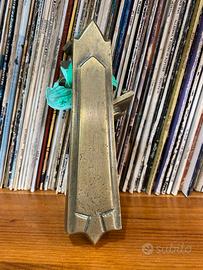 Battente per la porta in ottone