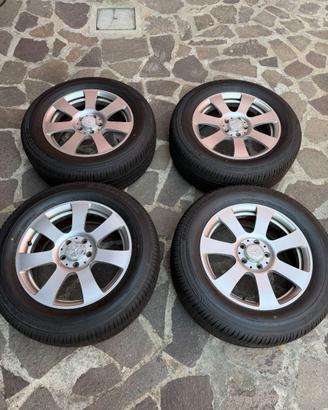 4Gomme  bridgestone dueler H/L 235/60/17  102V