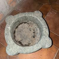 Acquasantiera/mortaio in marmo, vintage.