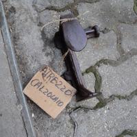 Antico atrezzo da calzolaio