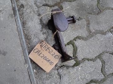 Antico atrezzo da calzolaio