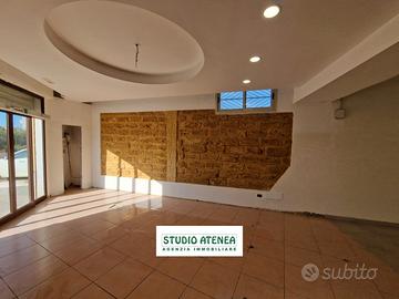San Leone Locale Commerciale 150 Mq Con 2 Vetrine