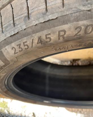 Due gomme michelin r 20
