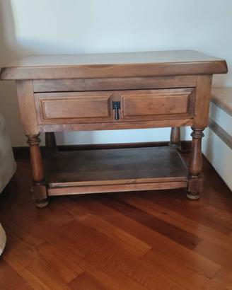 Tavolino con cassetto