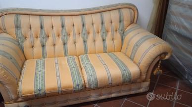 Divano vintage 2 posti in stile classico 