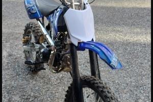 Pit bike