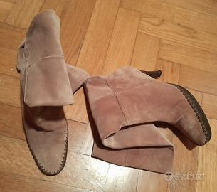 Stivali tipo Valentino