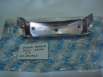 Corpo fanale post. PIAGGIO SFERA V.T. RIF. 290943