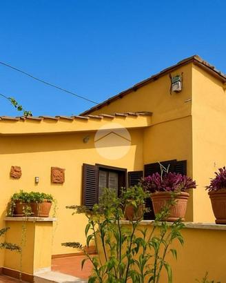 CASA INDIPENDENTE A TARANO