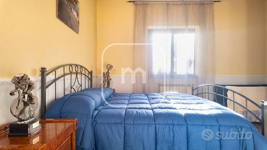 Villa di 100 m² con 3 locali a Roma - Vista 6