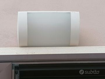 applique per  esterno bianco