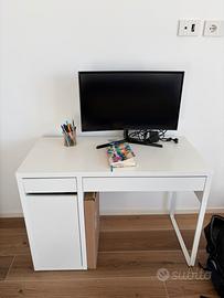 Scrivania bianca Ikea