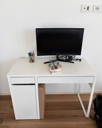 Scrivania bianca Ikea