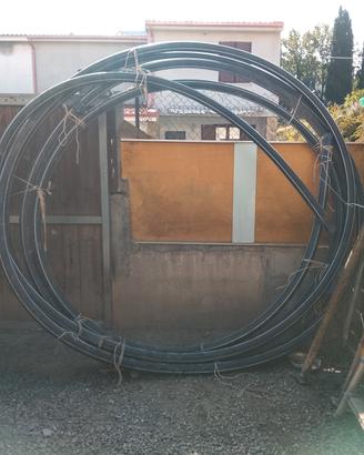 tubo in polietilene da 75 pn16 