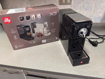 macchina caffè illy xcaps. NUOVA