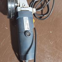 Smerigliatrice Seghetto Levigatrice e Avvitatore