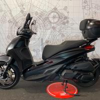 Piaggio Beverly 400 i.e. BLACK EDITION