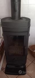 stufa a legna Invicta 12kw