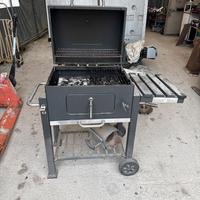 Barbecue da giardini