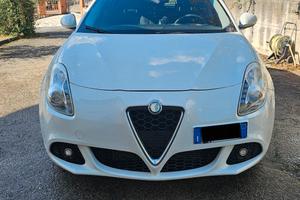 Alfa Romeo Giulietta 1.6 JTDM – 2013 – Bianco