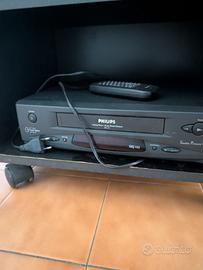 Videoregistratore VHS 