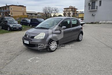 RENAULT Modus 1.2 16V Attractive