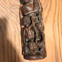 Statuetta africana in legno albero della vita