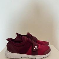 scarpe da ginnastica