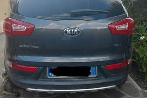 Auto SUV Kia sportage