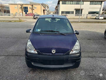 Quadriciclo minauto.