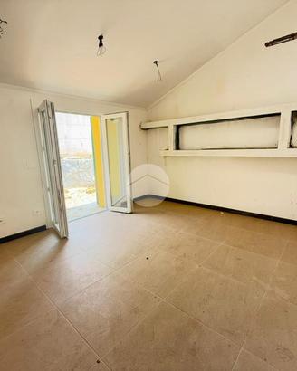 CASA SEMINDIPENDENTE A DEIVA MARINA
