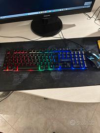 tastiera e mouse da gaming