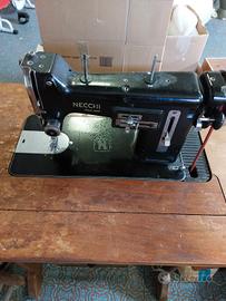 Macchina da cucire NECCHI
