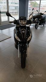 Piaggio Medley 125 Sede Alba