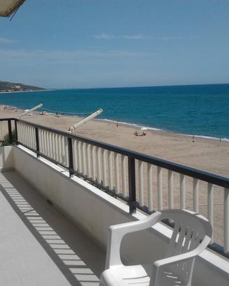 FRONTEMARE Prima fila direttamente su spiaggia