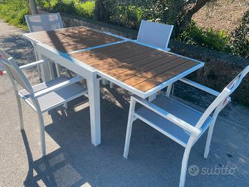 Tavolo otranto 90x90 apribile a cm 180