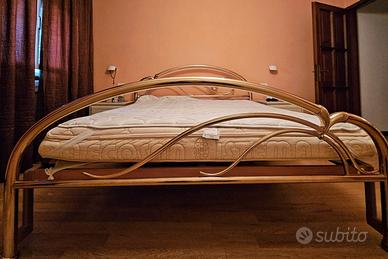 letto in ottone